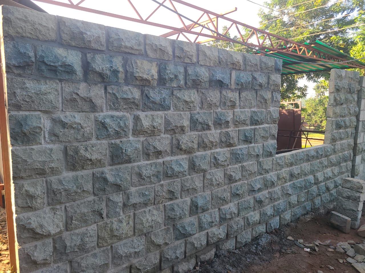 Building stone blocks