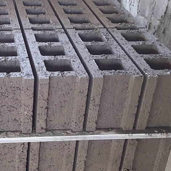Machine Pressed Hollow Block