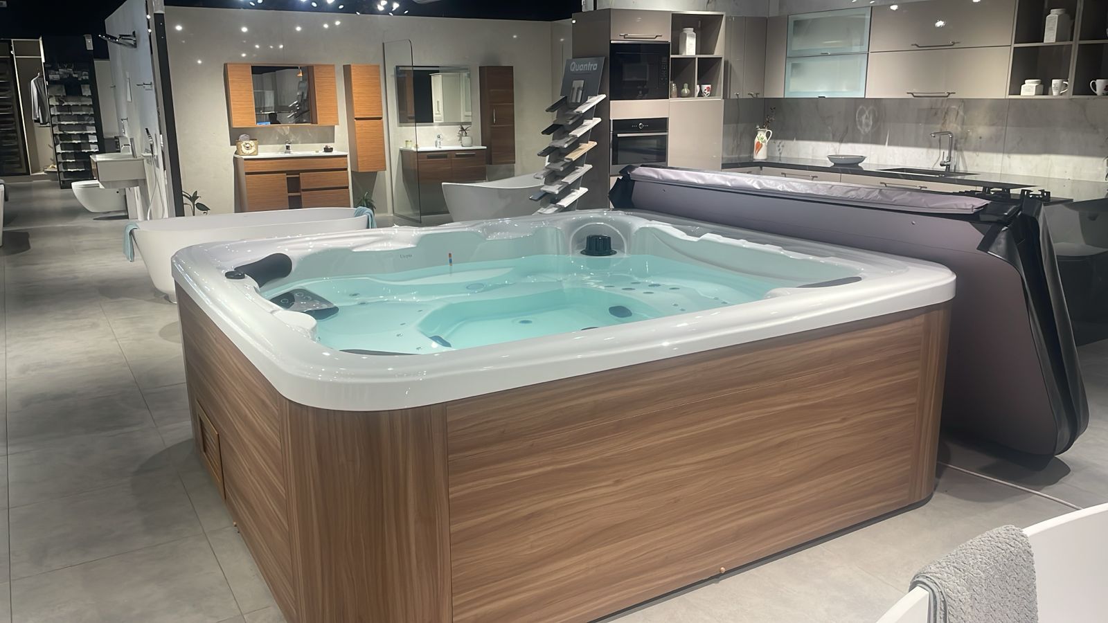 Best Building Construction Materials for Sale in Uganda - Luxurious OUTDOOR SPA