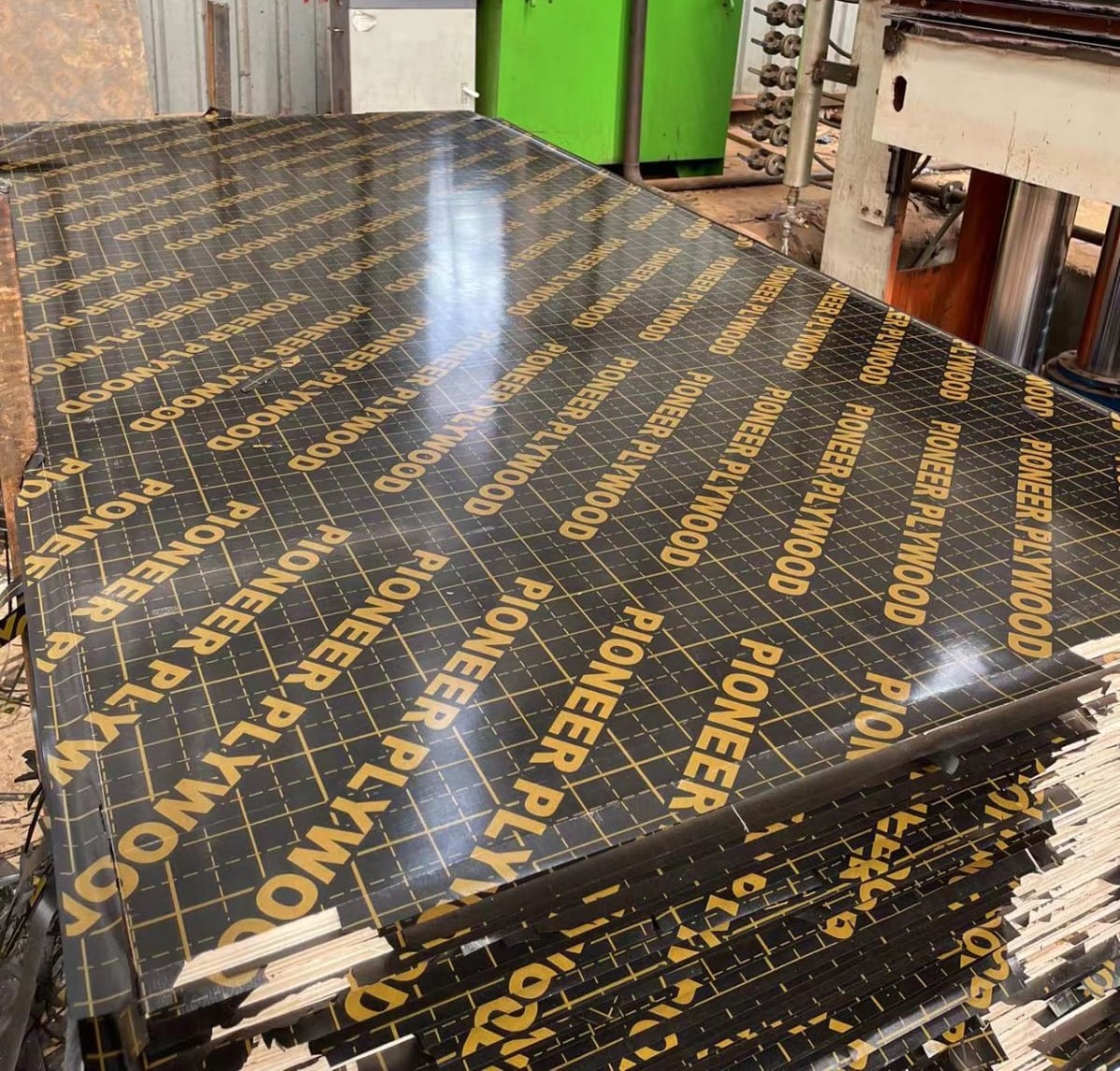 Best Building Construction Materials for Sale in Uganda - Generic Standard Marine Board